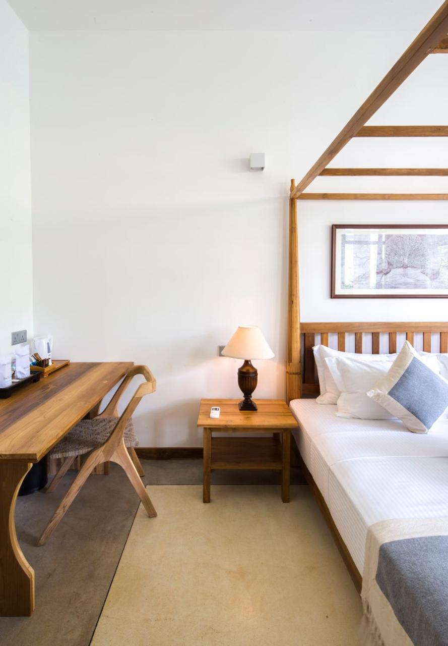Bilin Tree House Hotel